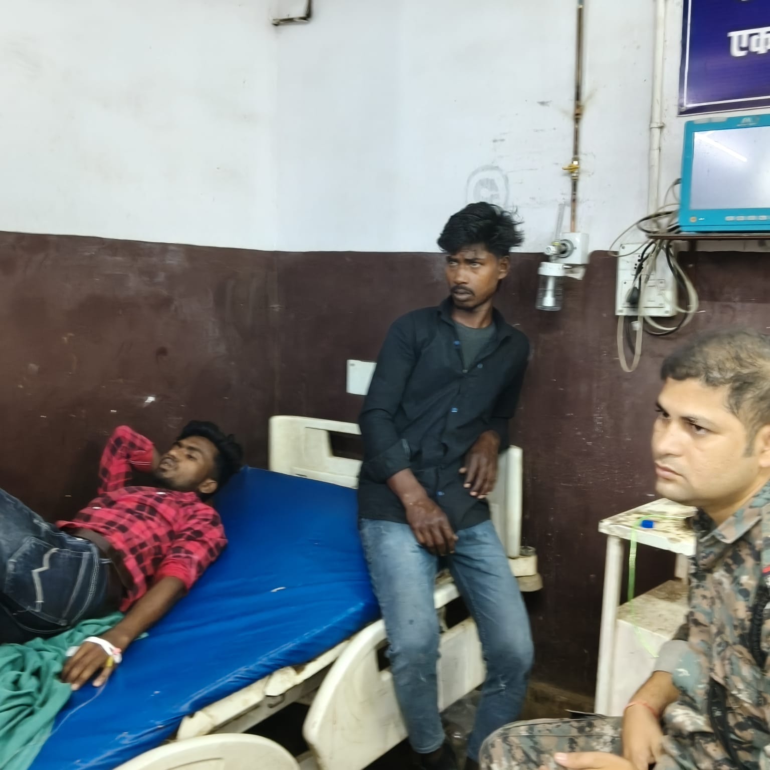 एन एच 133 पर गोलीबारी, बाइक सवार युवक पर 4 राउंड फायरिंग, एक घायल