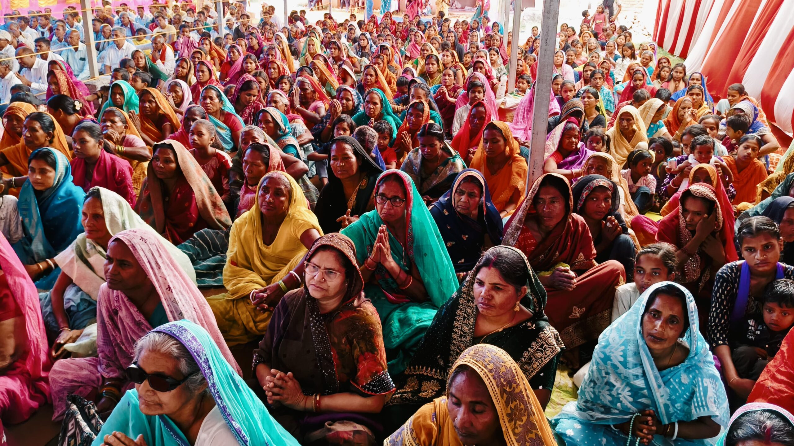 गोड्डा में भक्ति के साथ बहाई गई मानवता की सेवा की गंगा