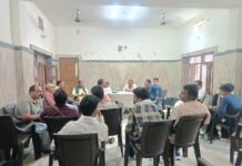 पथरगामा मुख्य चौक पर अनियंत्रित टोटो पलटा, टला हादसा