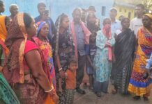 टांडाबारी भू-धंसान क्षेत्र का निरीक्षण, ग्रामीणों को सतर्क रहने की हिदायत ।