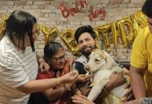 धनबाद में अनोखा जश्न: कुत्तिया का धूमधाम से मनाया गया जन्मदिन