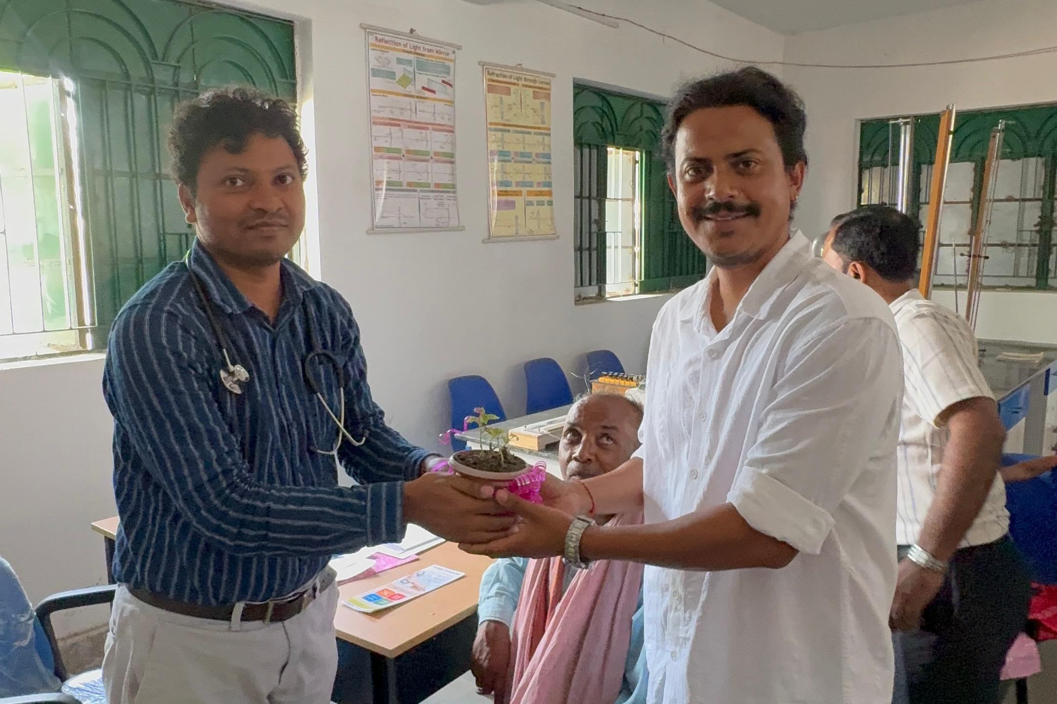 राजमहल में हृदय रोग जांच शिविर का आयोजन, पियरलेस हॉस्पिटल के विशेषज्ञ डॉक्टरों ने किया मरीजों का परामर्श