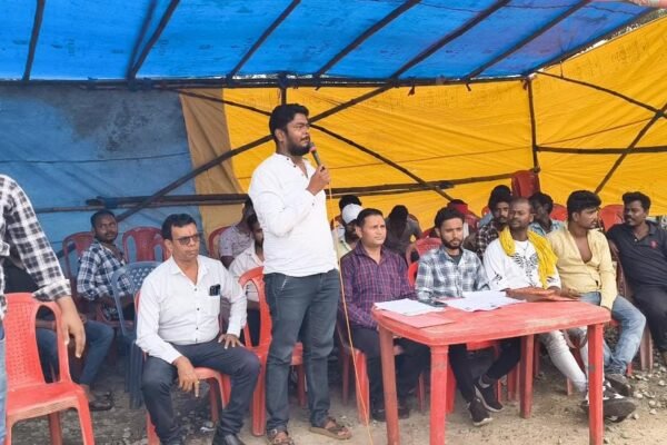 Dhanbad News: केशलपुर को उजड़ने नहीं देंगे, हर लड़ाई के लिए तैयार हैं: विशाल कुमार महतो