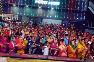 धनबाद शक्ति मन्दिर में दर्शन करने वाले भक्तों की भीड़ ने तोड़ा कई वर्षो का रिकार्ड