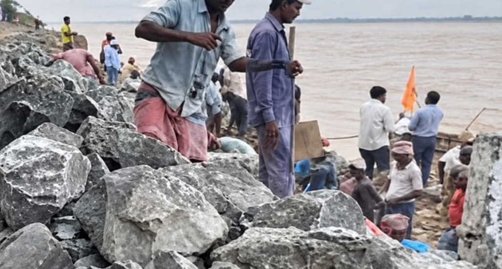 Sahibganj News: महाराजपुर में गंगा कटाव बढ़ा , रेल परिचालन प्रभावित